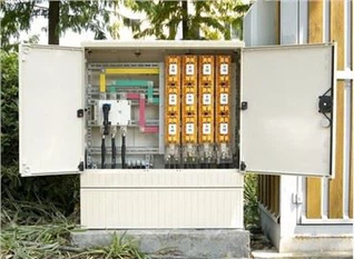 Hộp trụ cấp liệu